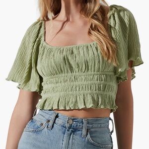 Astr Green Ruched Flutter Sleeve Crop Blouse